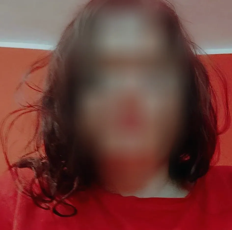 Rebecca, 37 anni